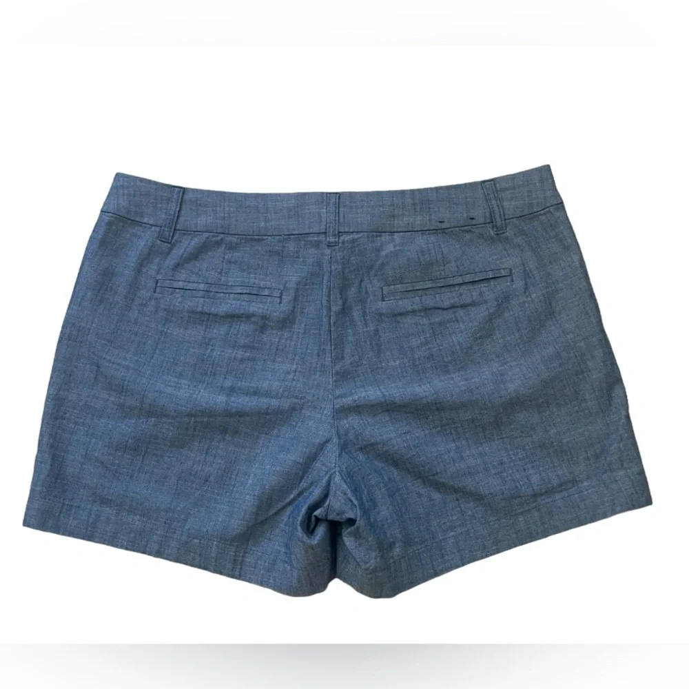 J. Crew 5” Classic Chambray Shorts Blue 100% Cotton Size 12 Nautical Coastal - Picture 2 of 6